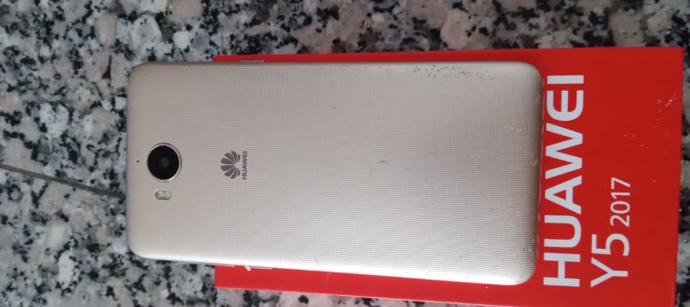 Huawei y5