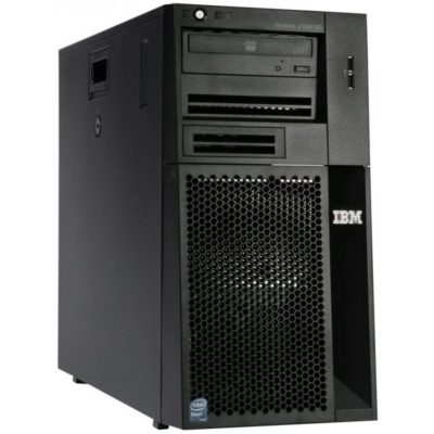 serveur tour de la marque IBM System ×3200