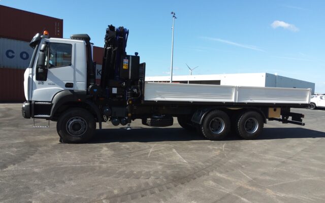 CAMION GRUE ASTRA