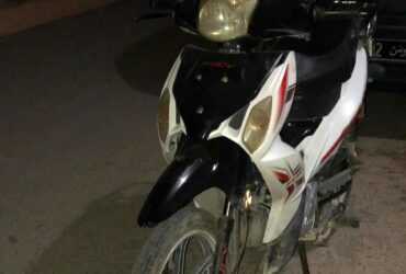 Moto Spark 110 cc à vendre